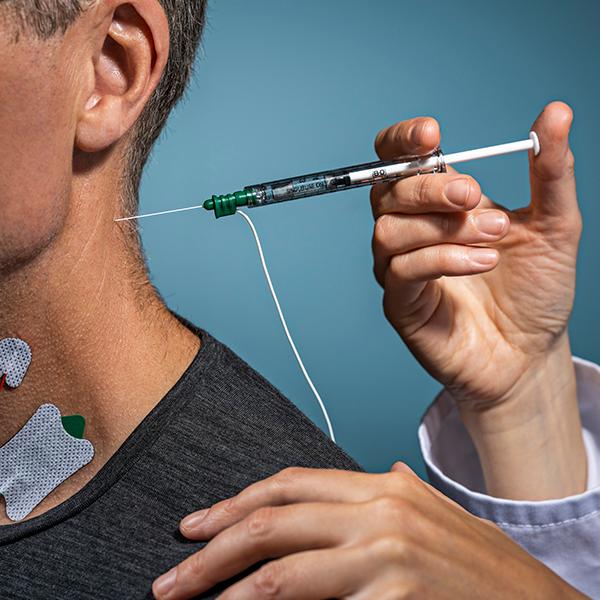 Aguja Inoject / AMBU Neuroline / 38x0.45mm / 26G / Verde / Caja 10 uds.